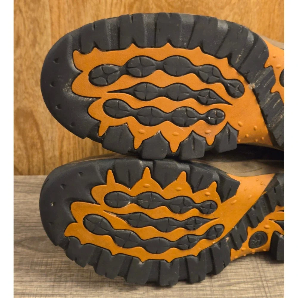 Timberland Mt. Maddsen Waterproof Mid Hiking Boots Boys Size 7 Brown